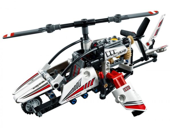 Lego Technic Ultrakönnyű helikopter (42057)