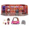 LOL Surprise Furniture játékszett 4. széria – Spice Doll autós boltja