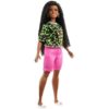 Barbie Fashionistas fekete molett baba rövidnadrágban – 144-es