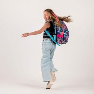 TOPGAL ergonomikus iskolatáska hátizsák KIMI – Zebra Sunset