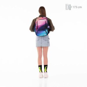 TOPGAL ergonomikus iskolatáska hátizsák SURI – Rainbow