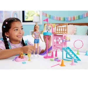 Barbie és Stacie megmentése: Kutyaiskola játékszett