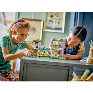 Lego Friends Kutyamentő központ (41727)